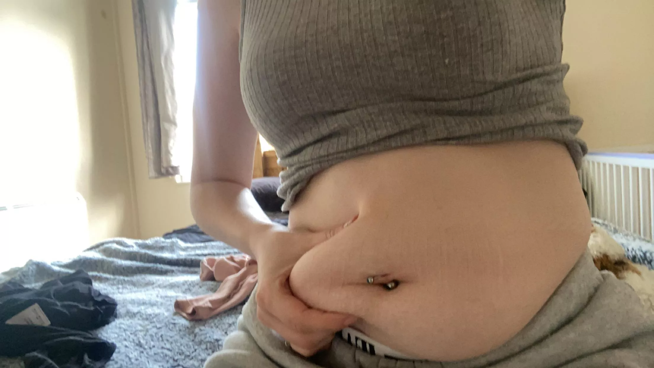 Getting fatter 😍who’s wants to help get me bigger 😍😍 posted by Big_Belly_Ella