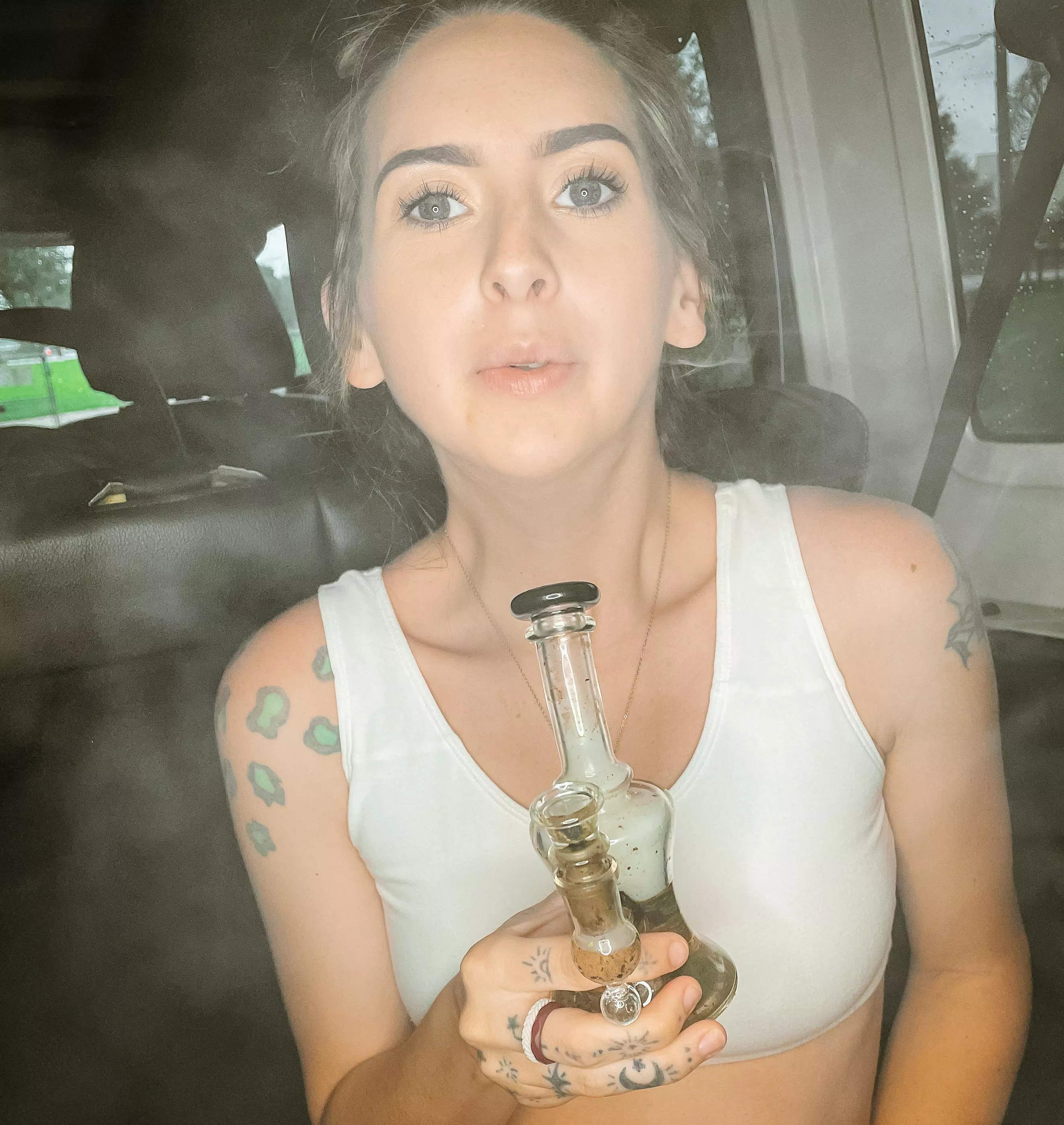 Good morning studs ☺️ posted by PregnancyfitsMe