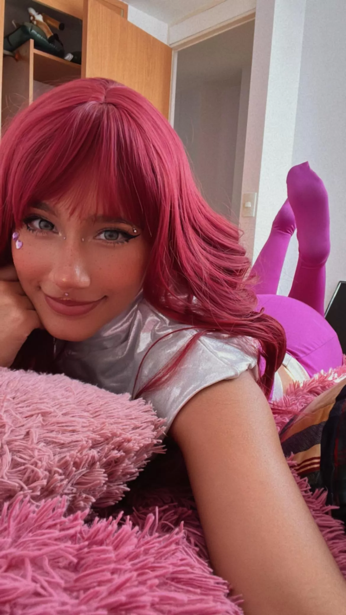 have you ever gotten a blowjob from a pink haired girl? posted by honeyyhhn