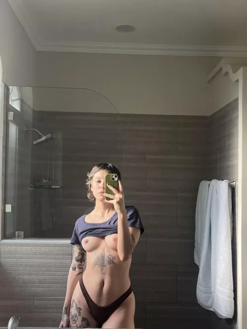 hopefully this nude will help with your sunday scaries 🤞🏼 by hellosofi