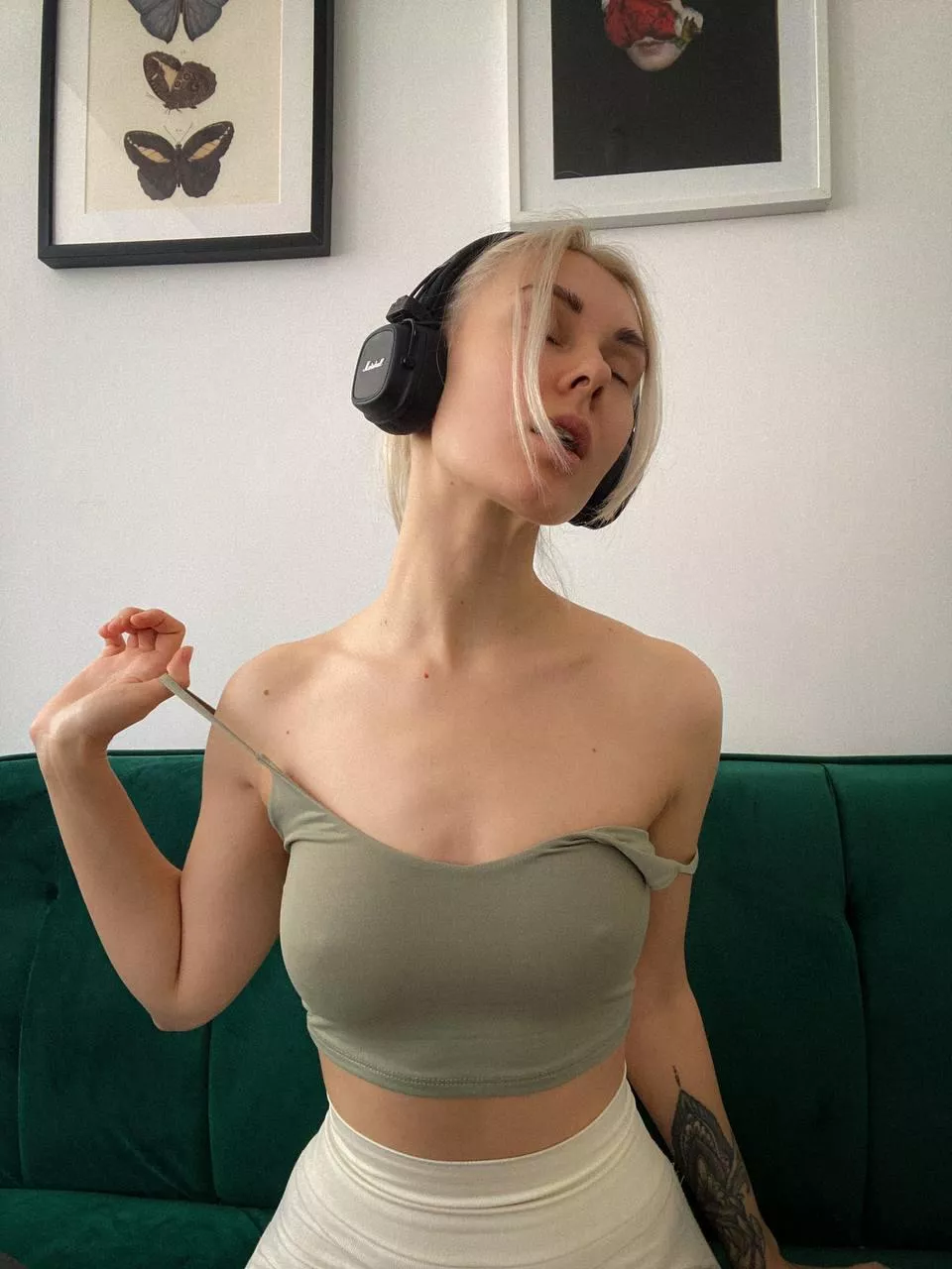 i can be your fantasy posted by peanutbuttua