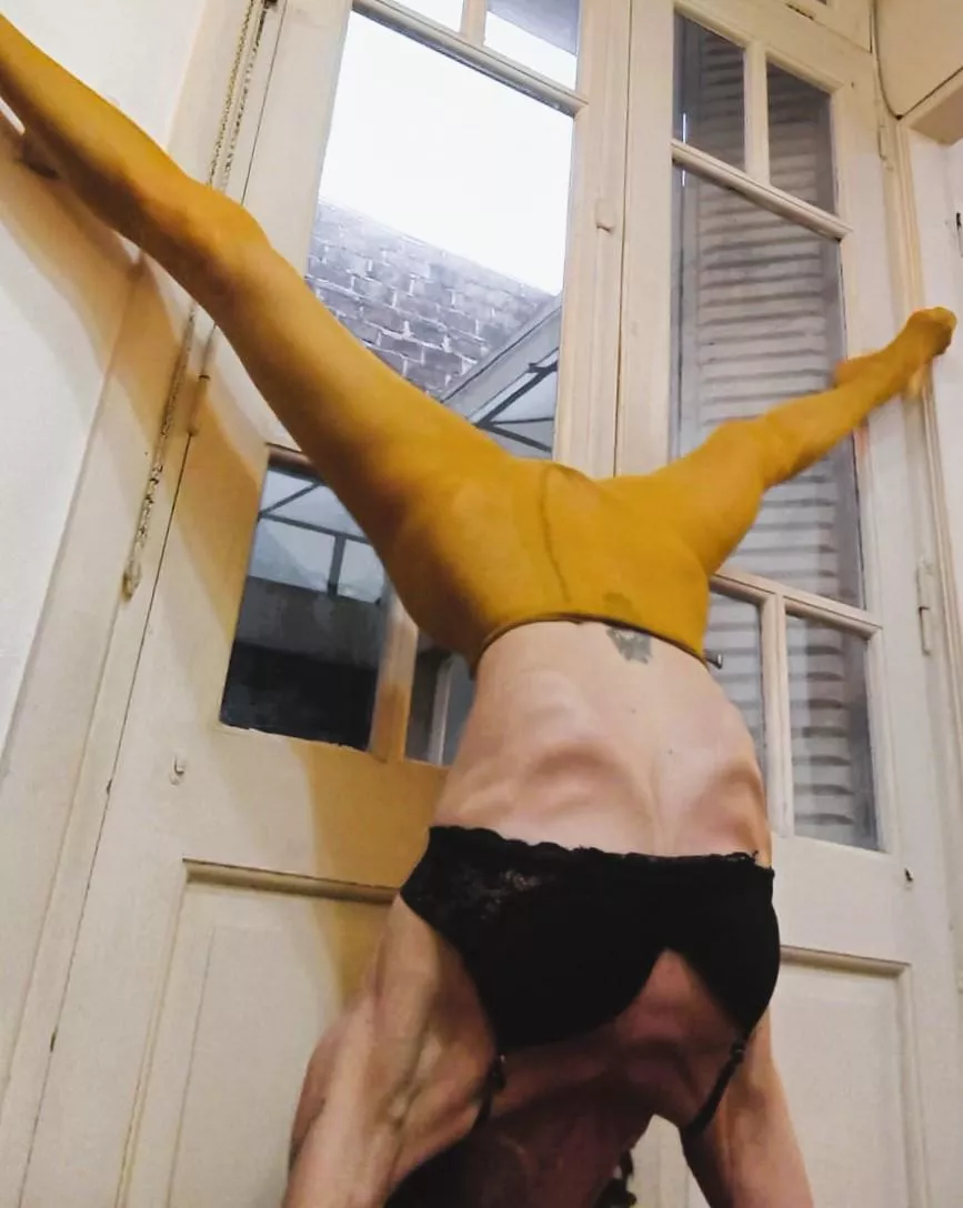 I love doing pirouettes!! posted by Tonialov