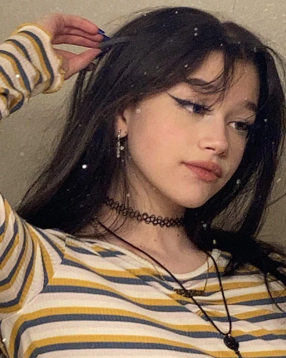 Idk why I love this picture so much 😅 posted by areDCa