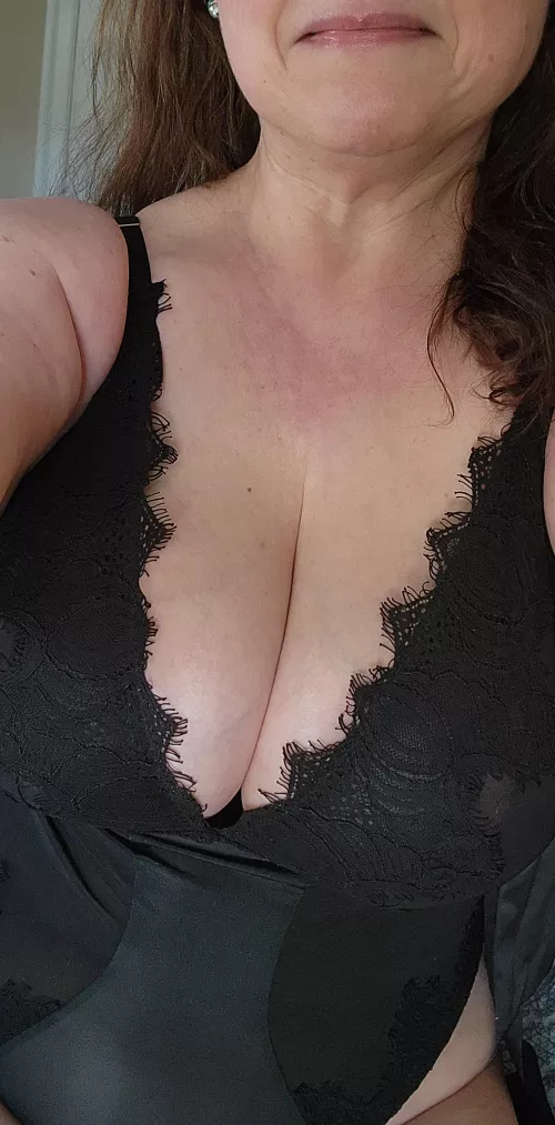 It's Monday, let's make the best of it! by Sableminx