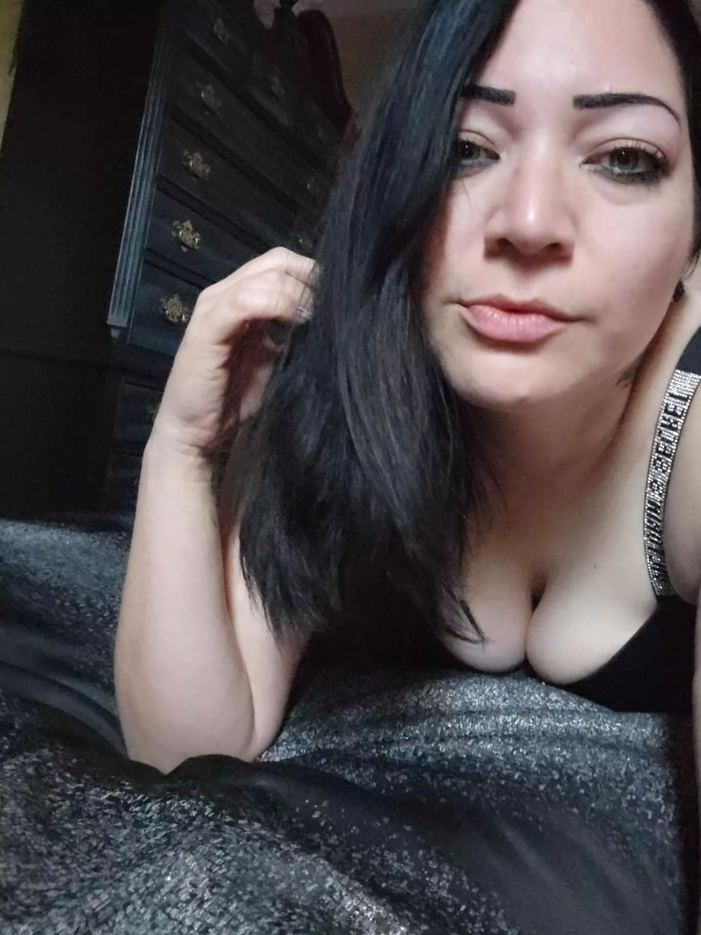 Just a normal, everyday milf next door. posted by HomelessChipmunk