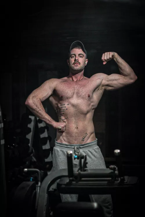 Late night workout photo! by just_a_macho_man