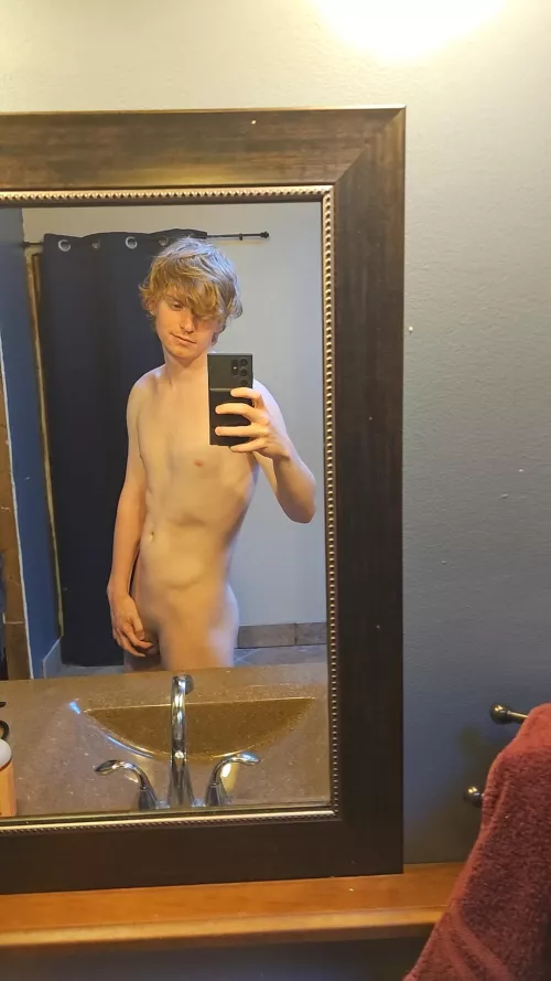 Need me a nice uncut boy by themostrandompotato