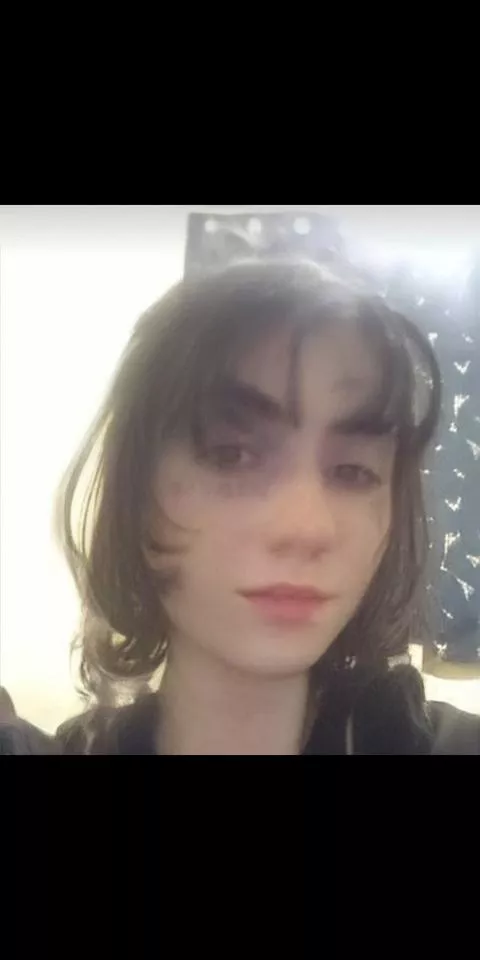 Never posted before, mega insecure posted by AnnieFemme