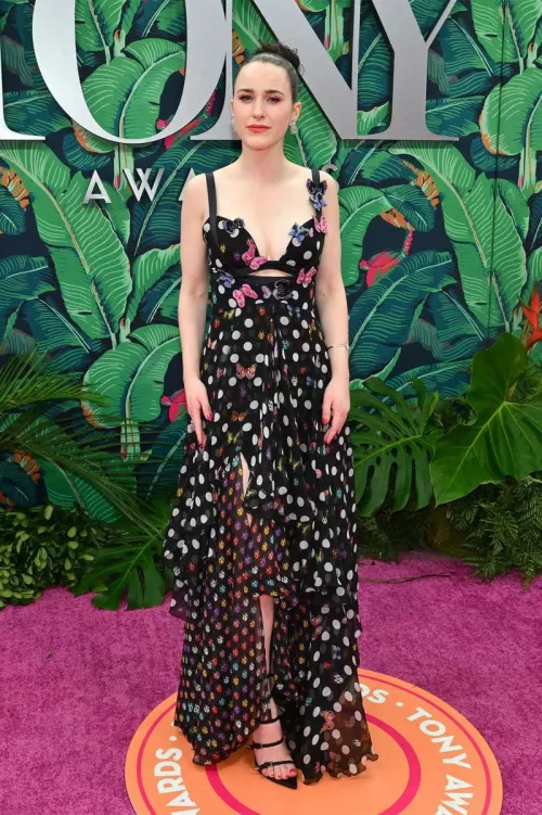 Rachel Brosnahan by UncleSquiffy