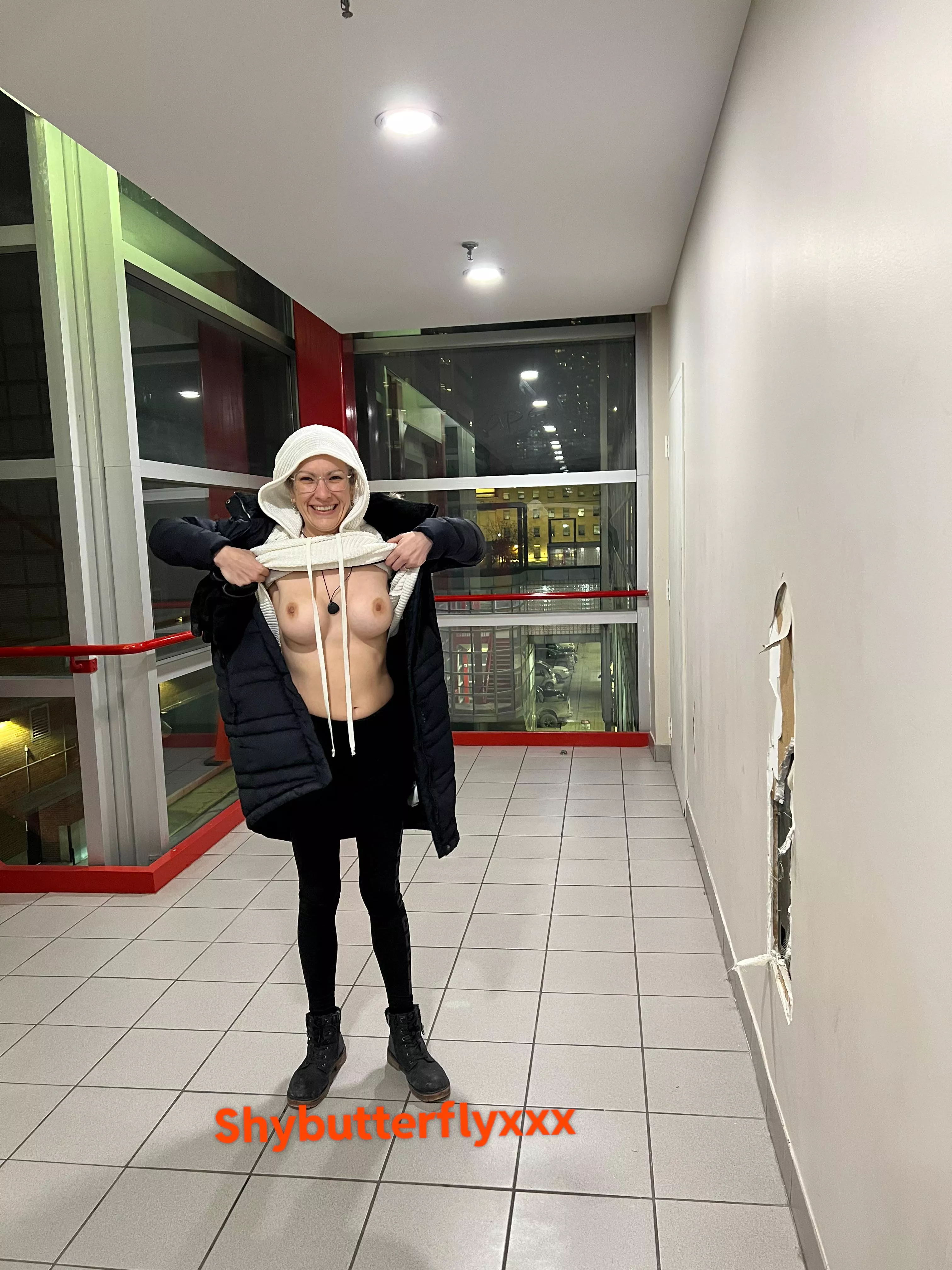 Some public fun on a cold night in Toronto posted by shybutterflyxxx