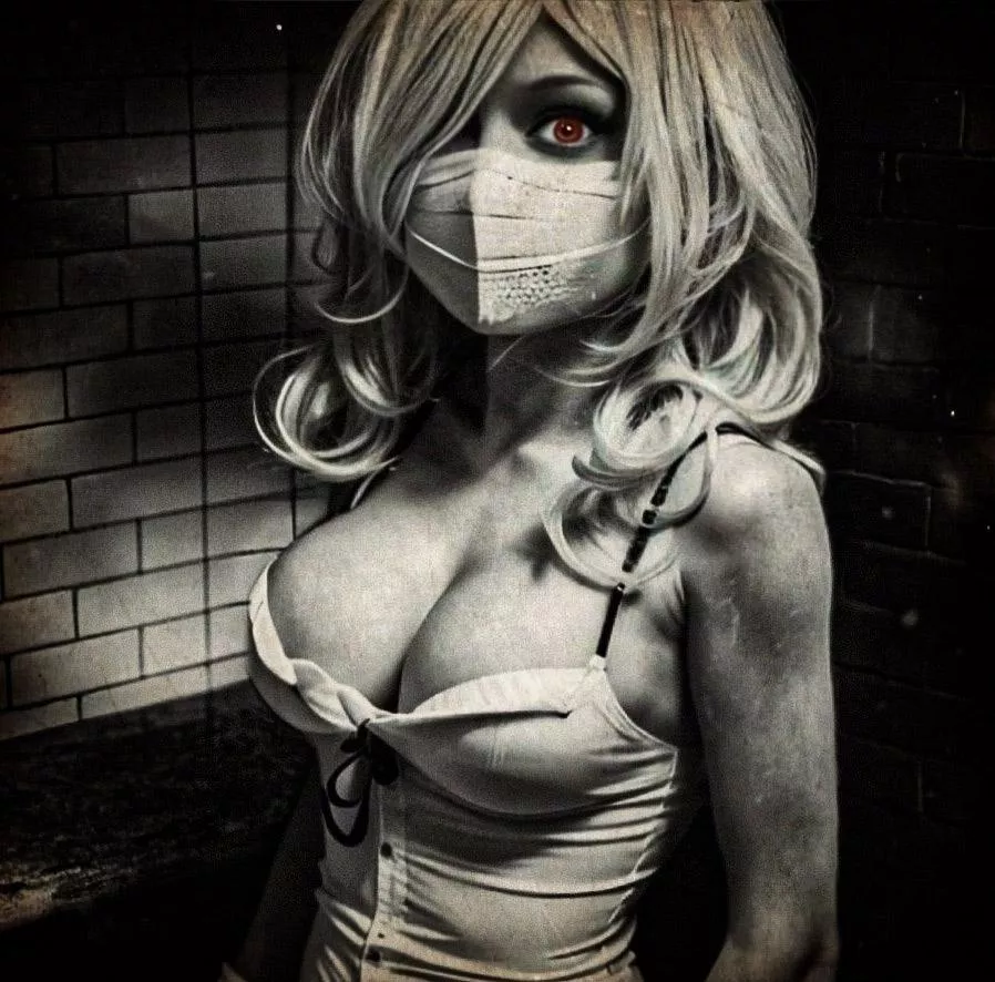 Welcome to Silent Hill ! [Maid cosplay inspired by Silent Hill] (Aexiale) posted by aexiale