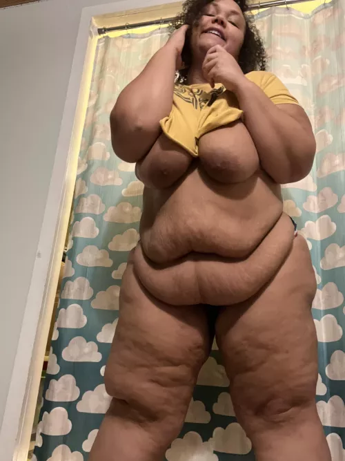 Well thigh there by MissHoneyButter46