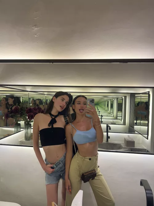 2 cuties to make your day better :3 by emily_grace18