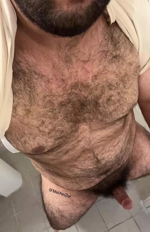 [21] Anybody likes a bottom with a body like this? by MelAelZel