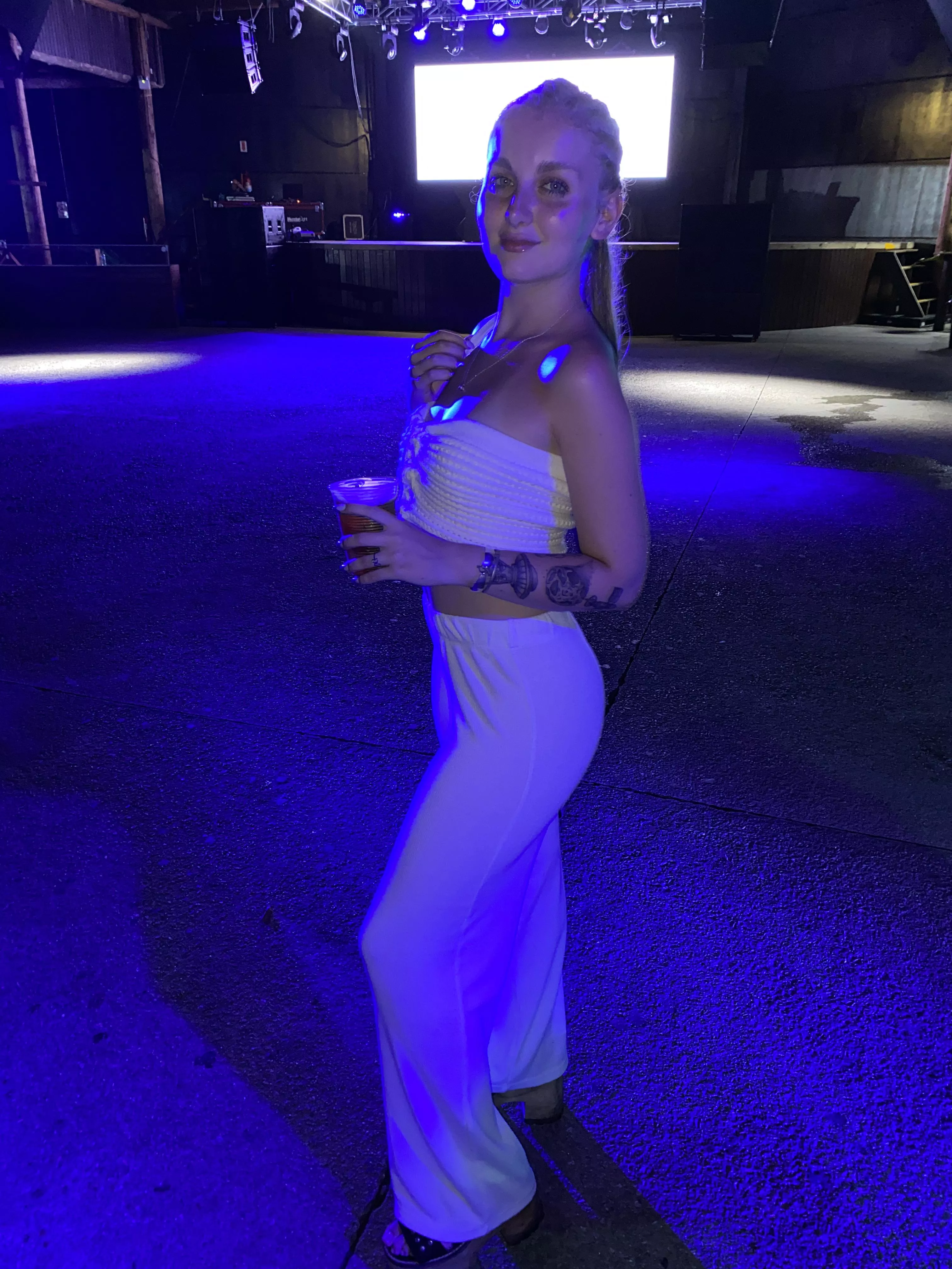 A night w me ;) posted by klonkish