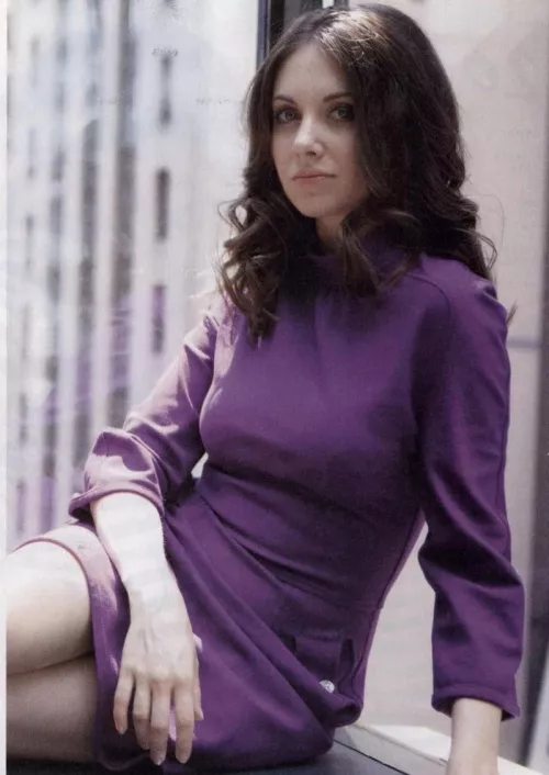 Alison Brie by UncleSquiffy