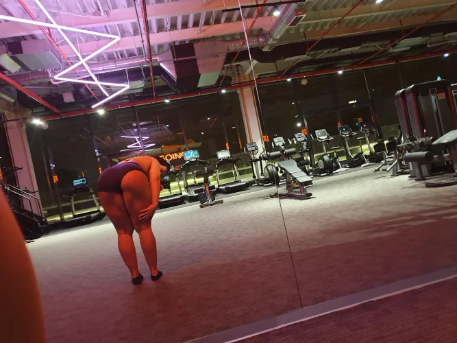 Booty pump by quadsqueen