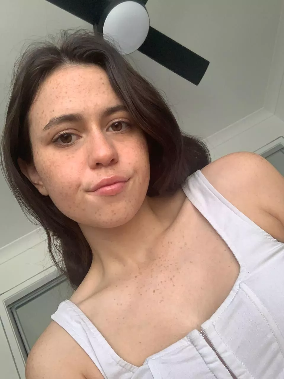 Can a curly brunette float your boat as much as a blonde would, or not x posted by tigeressmonroe