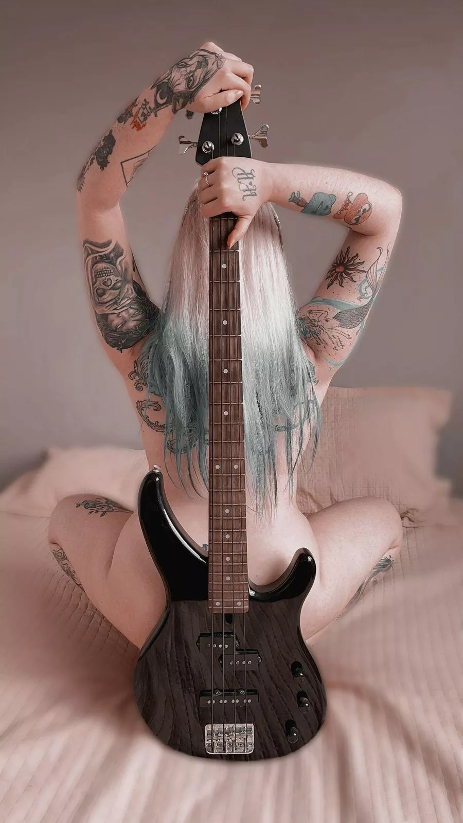 Did u know I'm a bass player posted by netersg