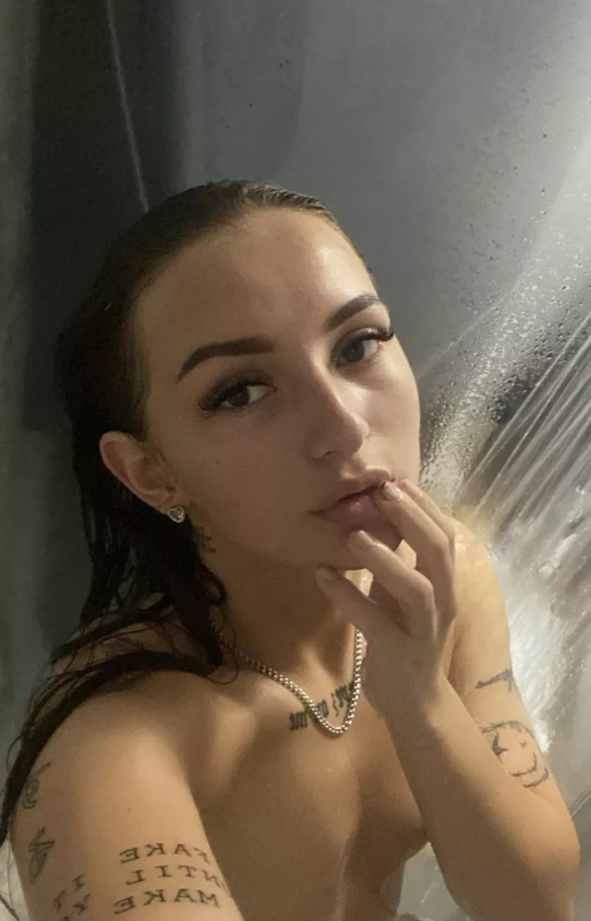 did your ex send you shower pics every morning posted by Cuteness_Overloadede