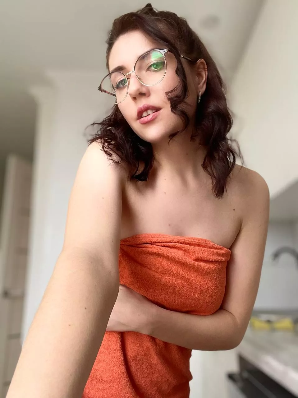 Does it give you that urge? 😈🧡 IUTR posted by mariy_love