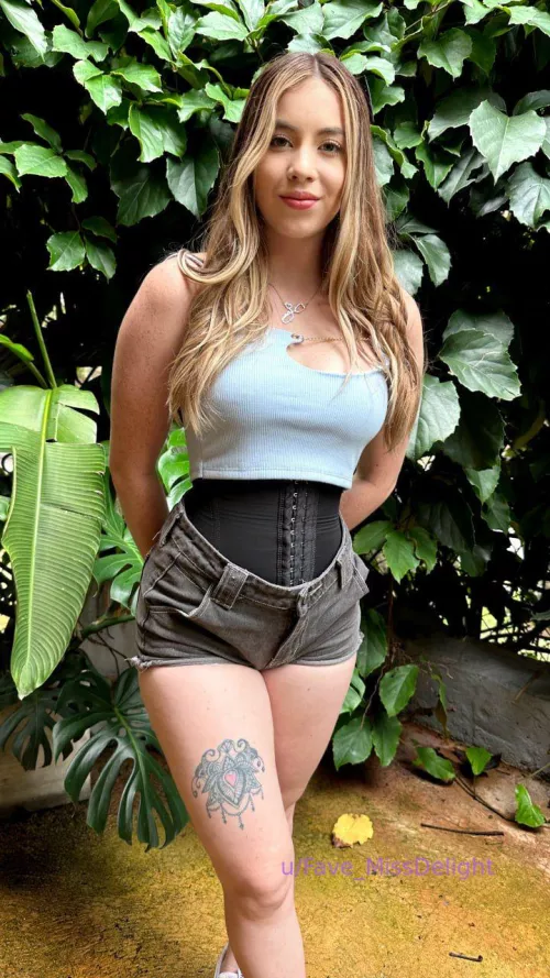 feelin wild in tiny shorts and tattoed skin. F19 by Fave_MissDelight