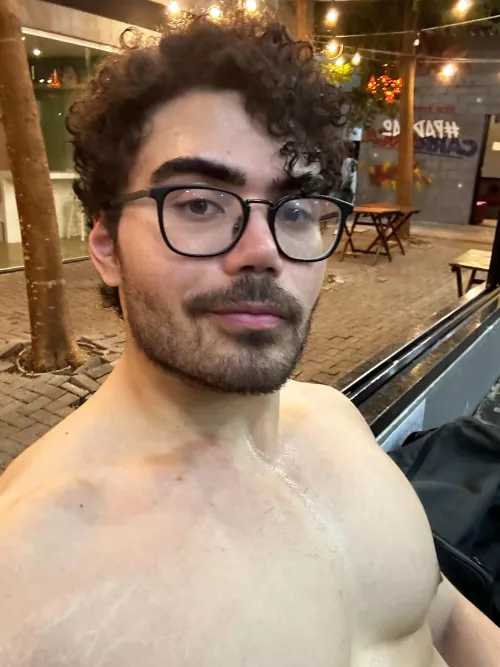 Got left on read by my crush today. It sucks but I'm gonna be ok lol by Funnybutcool