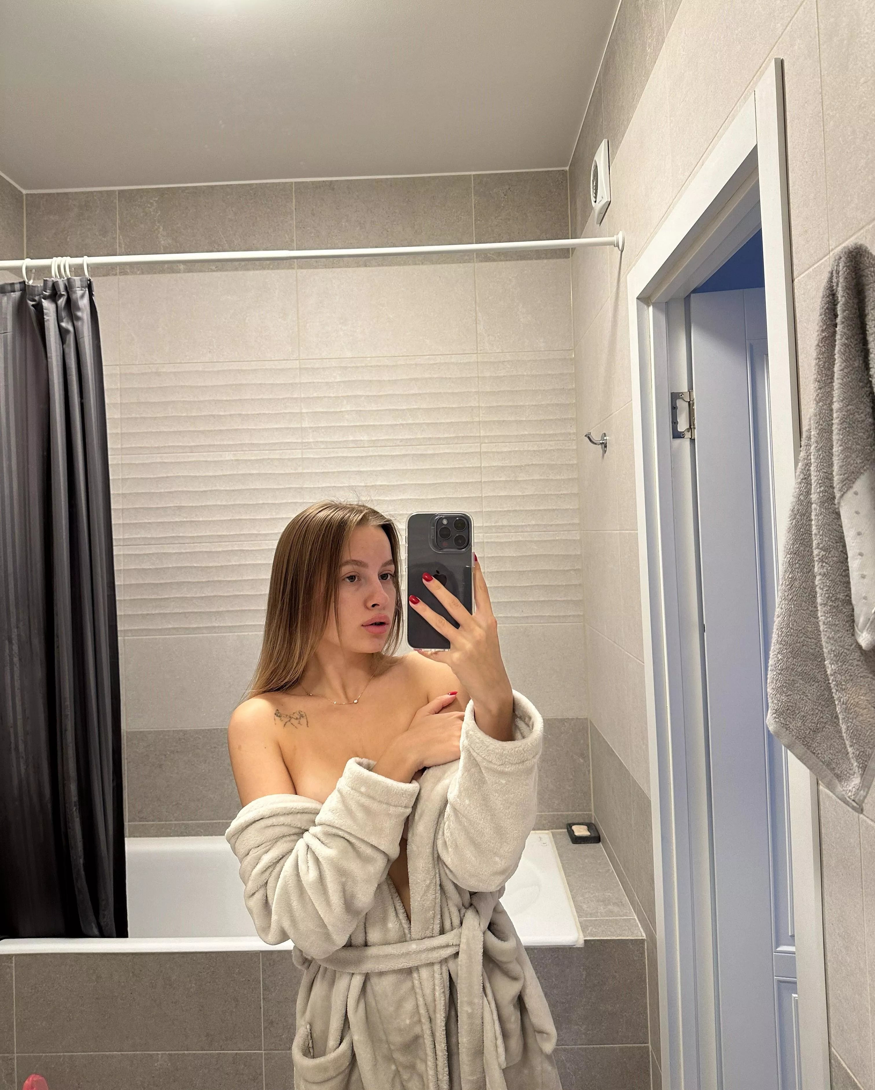 Hey, let's play a game, huh... posted by cherry_oncake