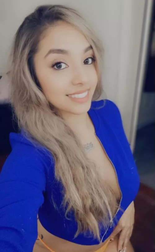 I think I have an amazing smile by MarieLuvzYa