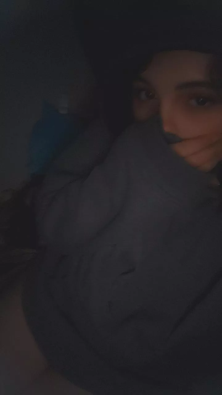 I wish I had cuter clothes :P posted by NotYour_Coff33