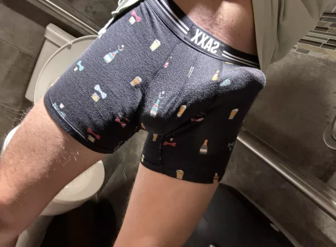 i’m popping more then bottles by phatbwc778