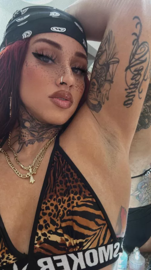 My armpits can do a lot of nasty things by Alexia_Richard