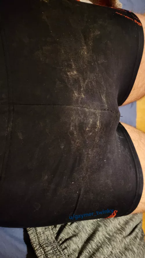 my cumrag is crusty as fuck with all the loads on it by gaymer_twinky