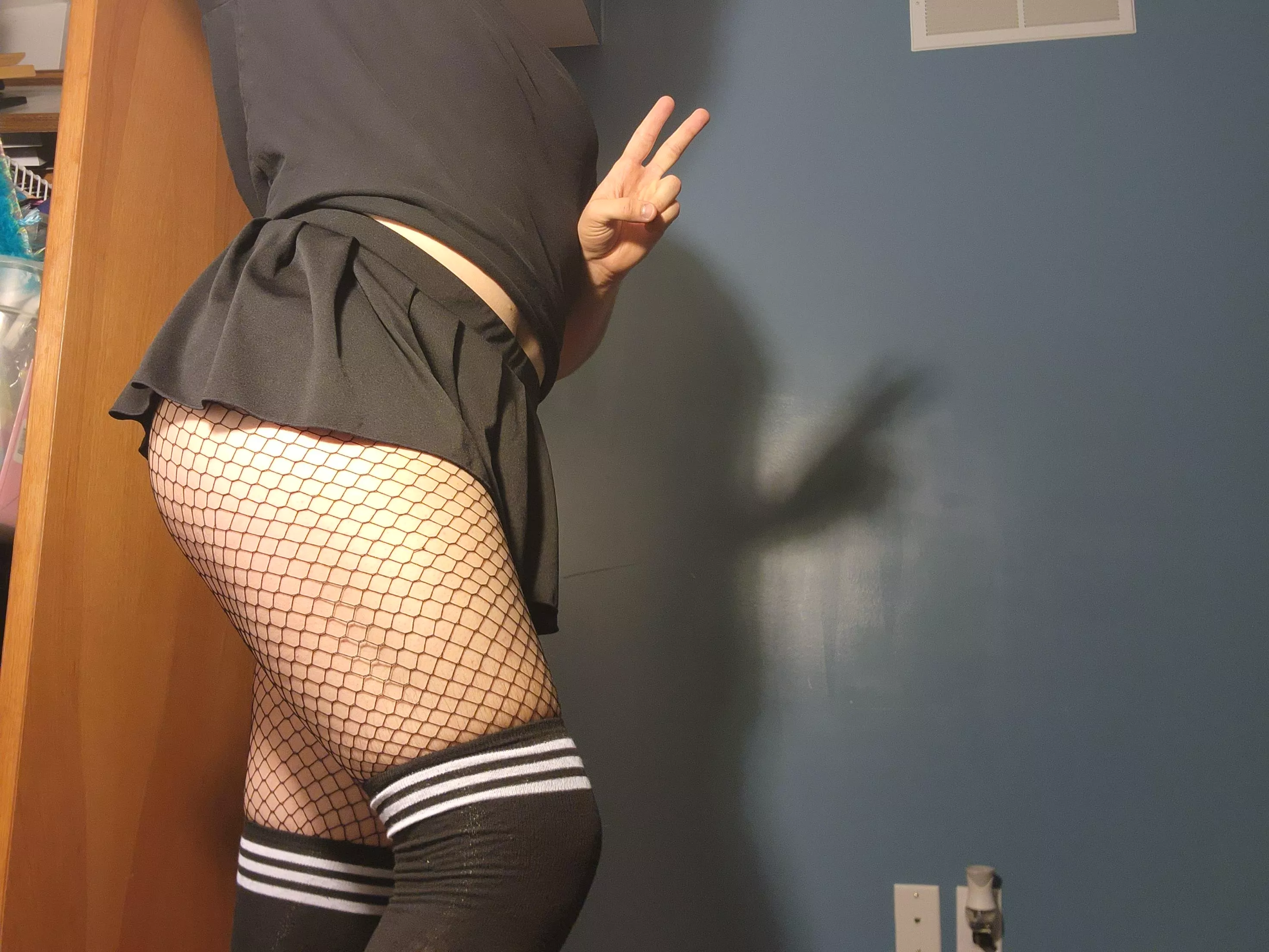 Need a bigger skirt ngl 🤭🤭 posted by Tea374