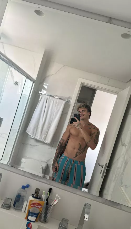 Remember that every day is a new opportunity for positive experiences and personal growth. by bistomasto