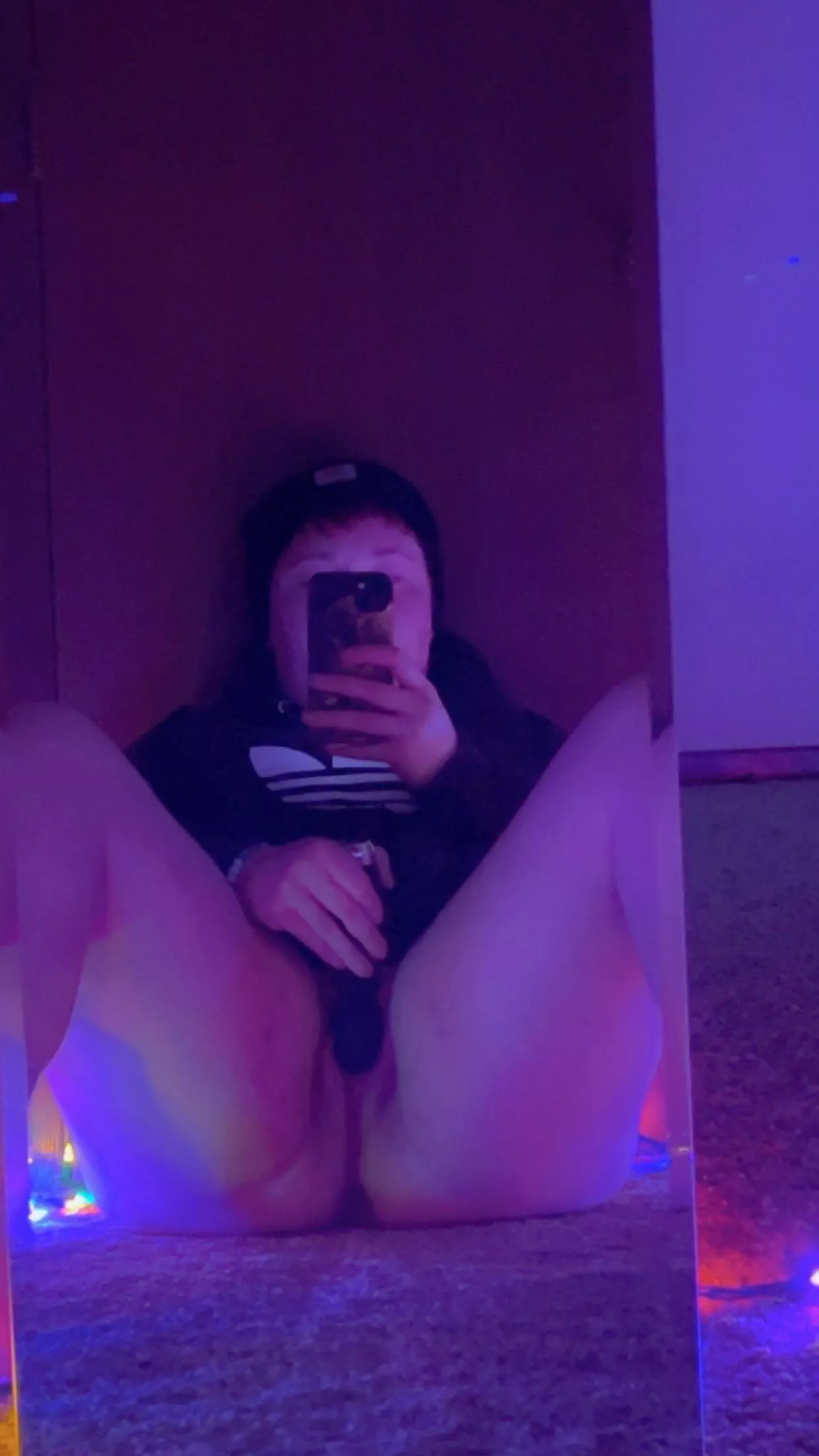 Volunteers to make a dyke squirt?😘 posted by Important-Bath-4894