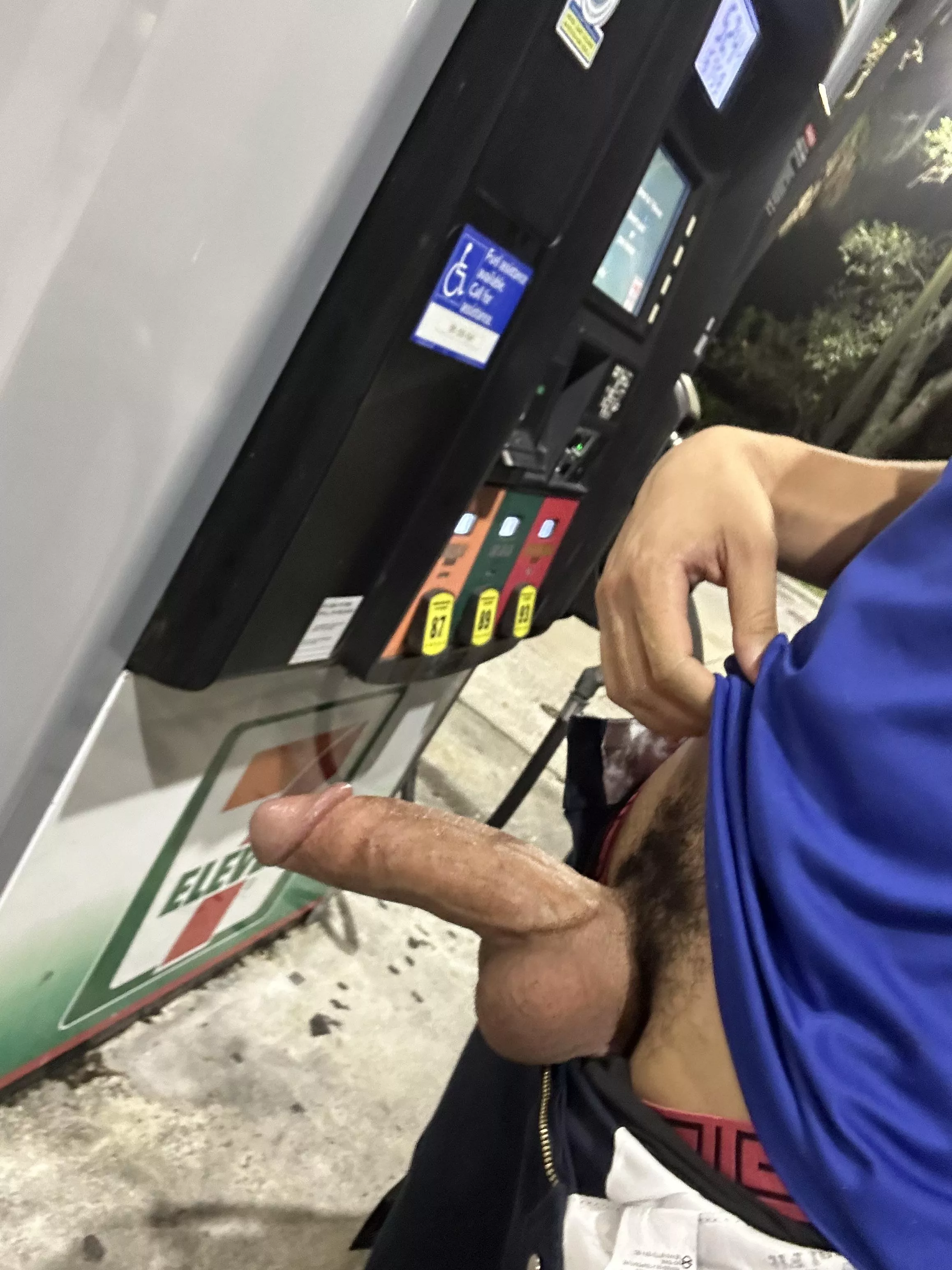 What if you saw me?😅 posted by camtoobigg