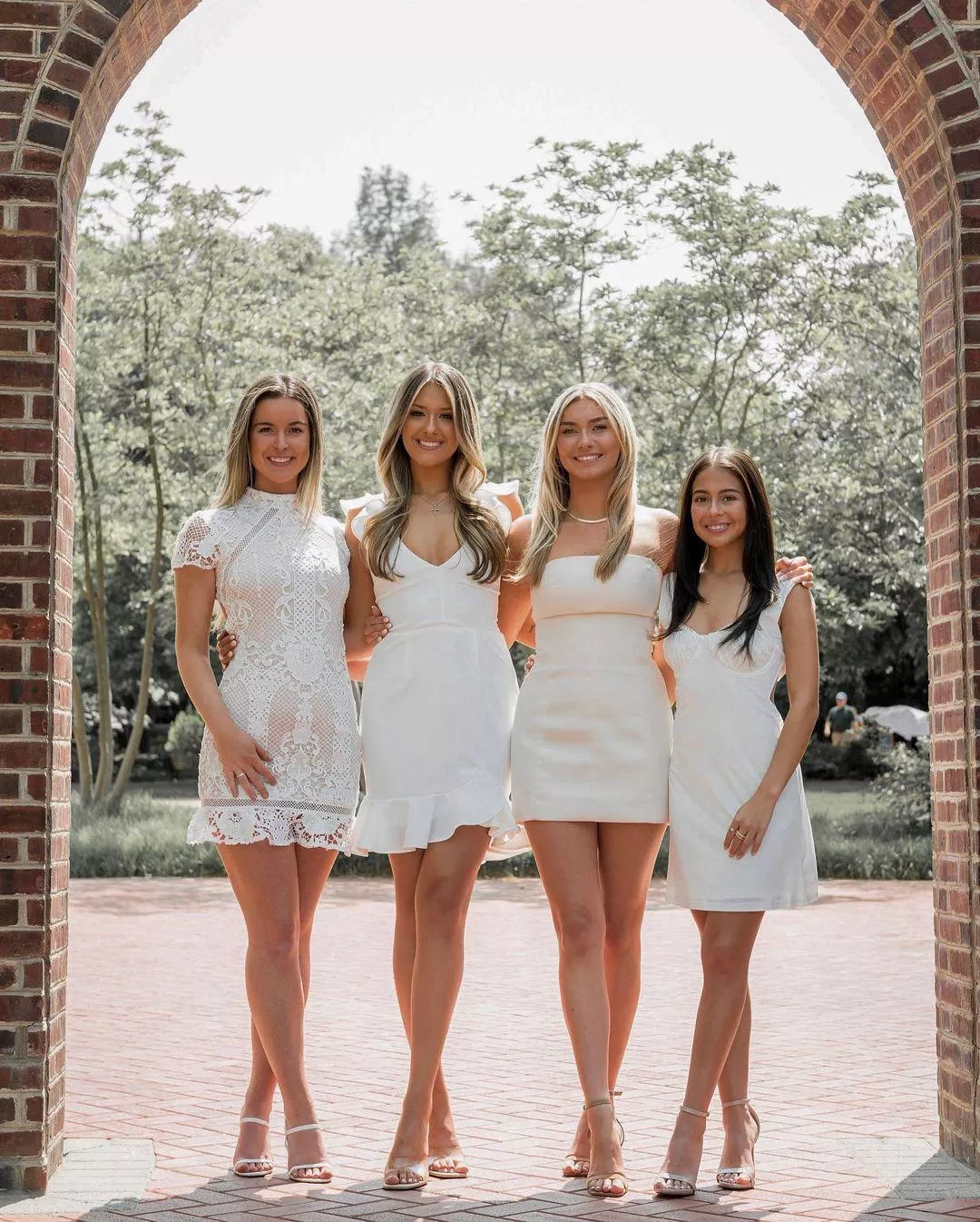 White Dresses posted by ReactiveYam