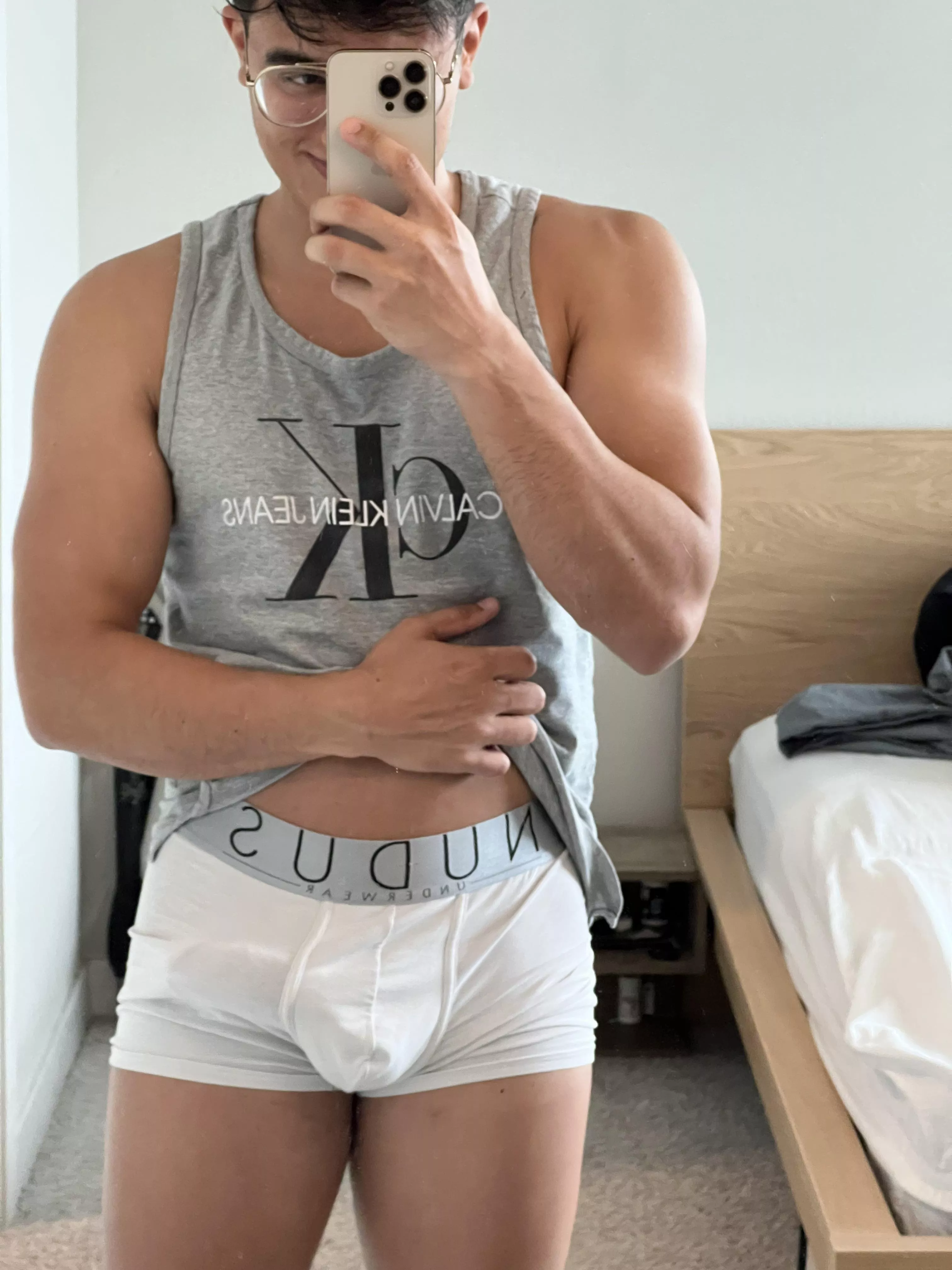 White undies >>> posted by Mememimo4