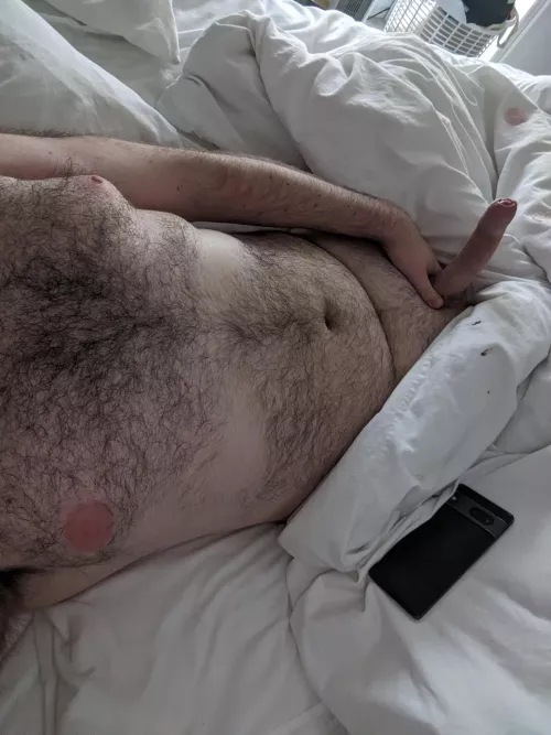 24 hairy Vers lad UK snap hugecumshota got throbbing morning wood, need some kinky guys to cum with, face and long vids preffered by Hoothoot_10