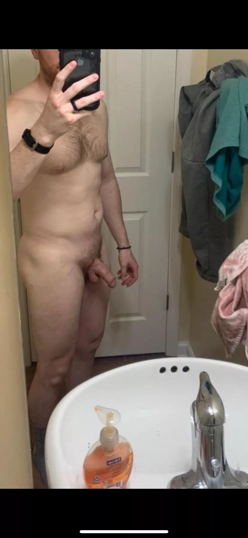 32m looking for a down to earth snap chat bud to swap pics and jo with posted by Outrageous-Way-9446