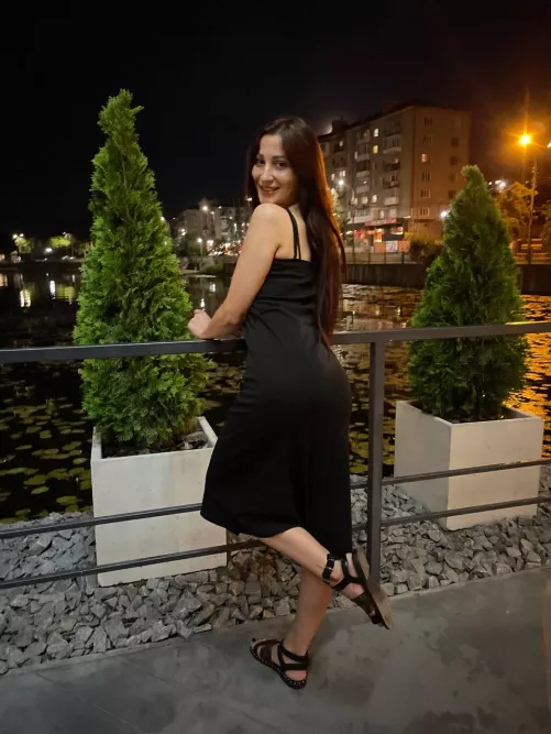 ask me out on a date? by smallcutiee