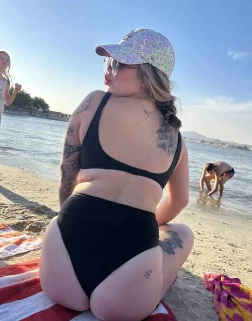 Beach day by MissBugg223