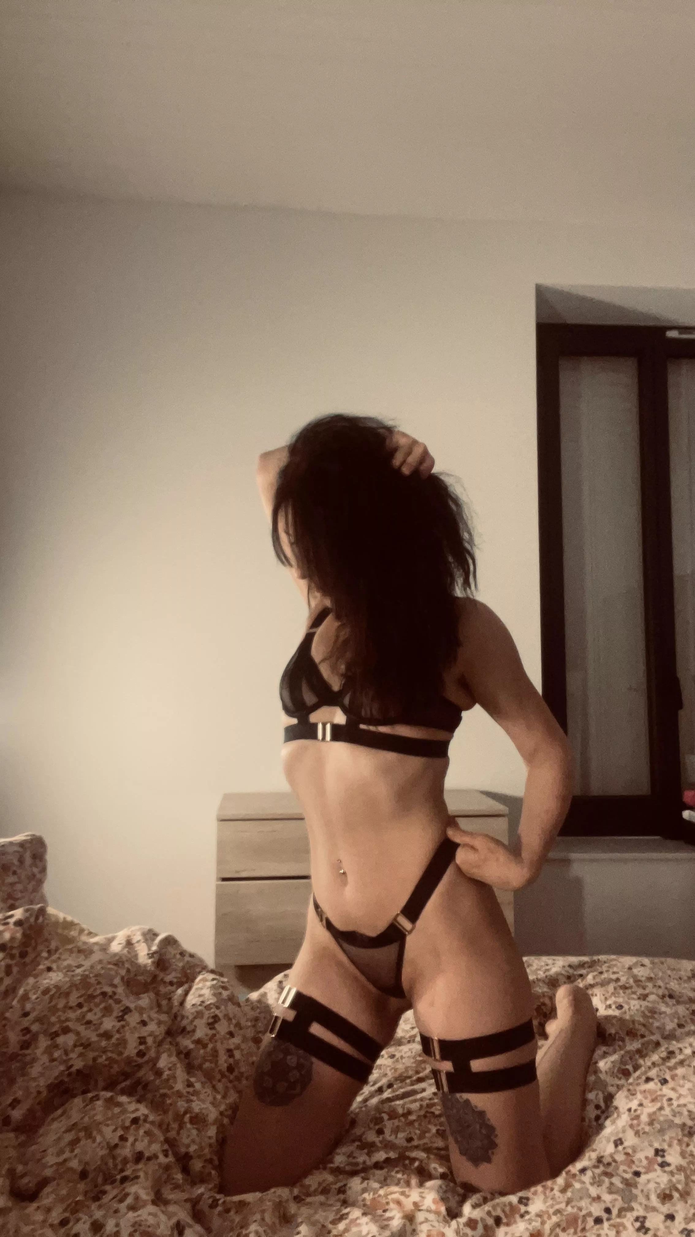 Bonjour 😘 posted by tekno1312