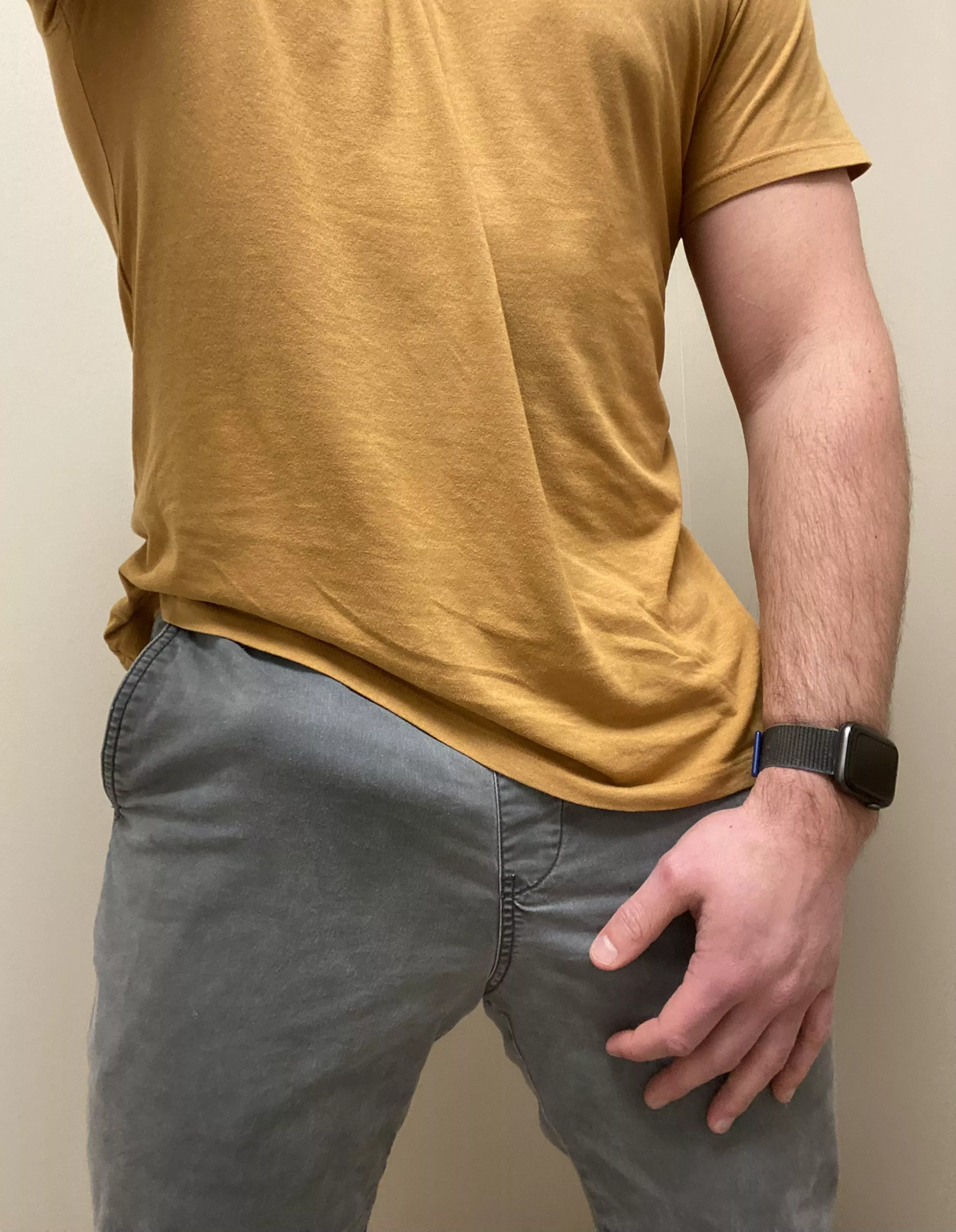 Bulging right through posted by Hung-n-Fun