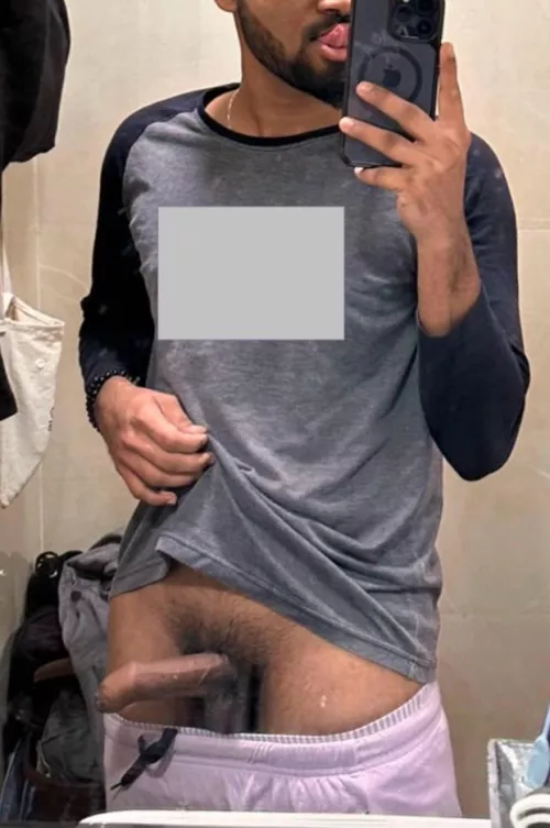 Can’t believe I’m posting this here, how would you rate & describe this south Asian dick? by allusernametakenshit