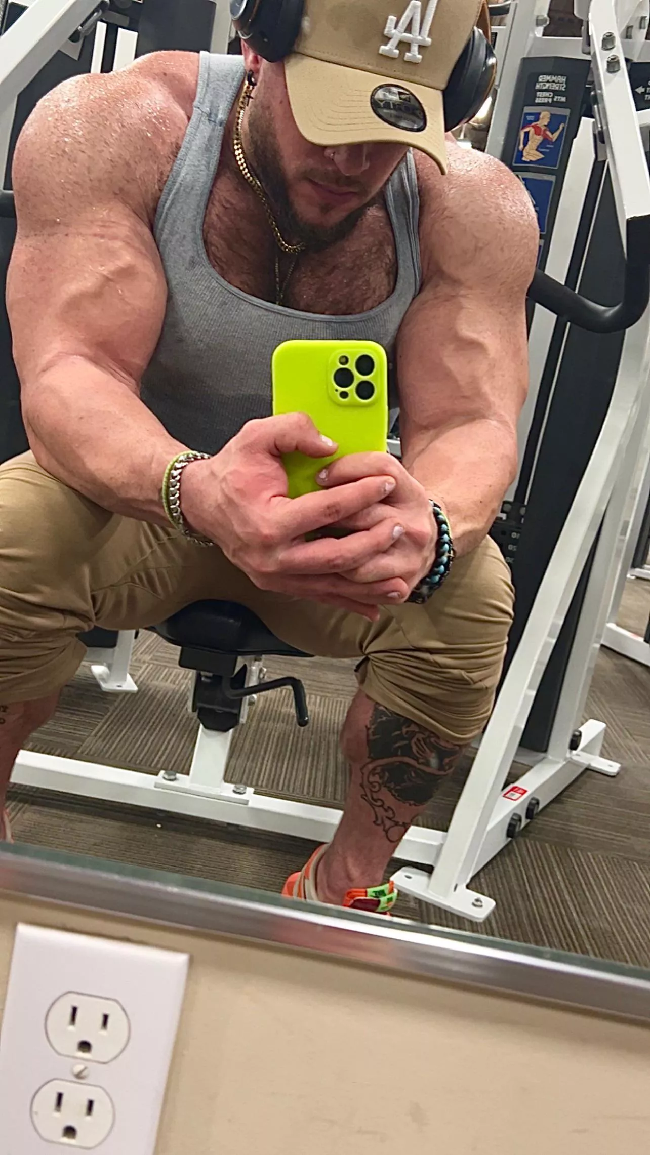 Daddies up (32)(m) posted by Damiantheone96