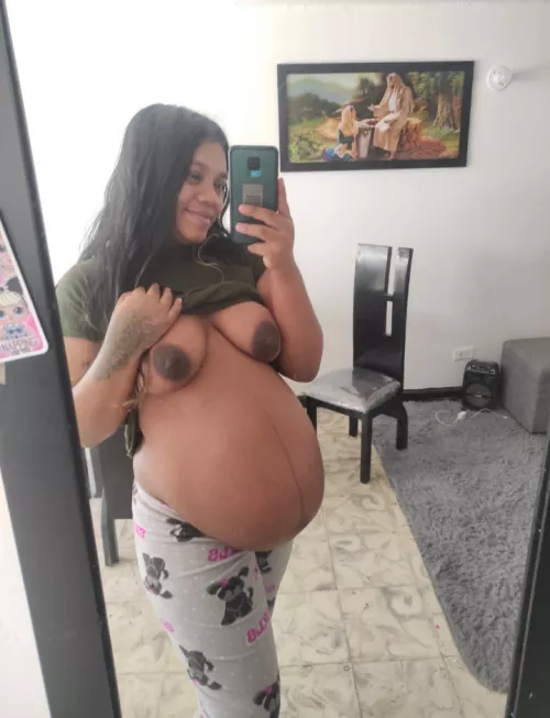 Do you like my belly? Snap greicysan23s by kellymanzon