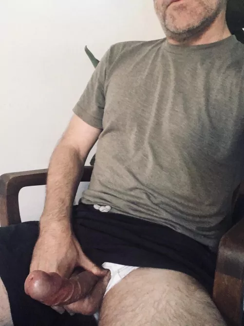 Do you like my freshly trimmed beard? by MdeBurquage