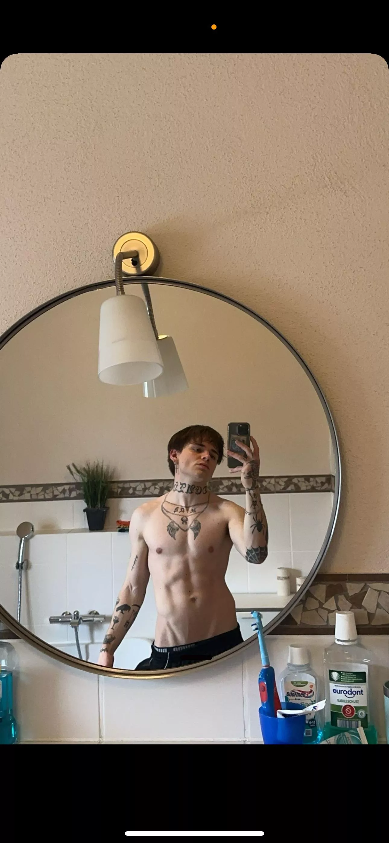 do you like my v posted by imraezify